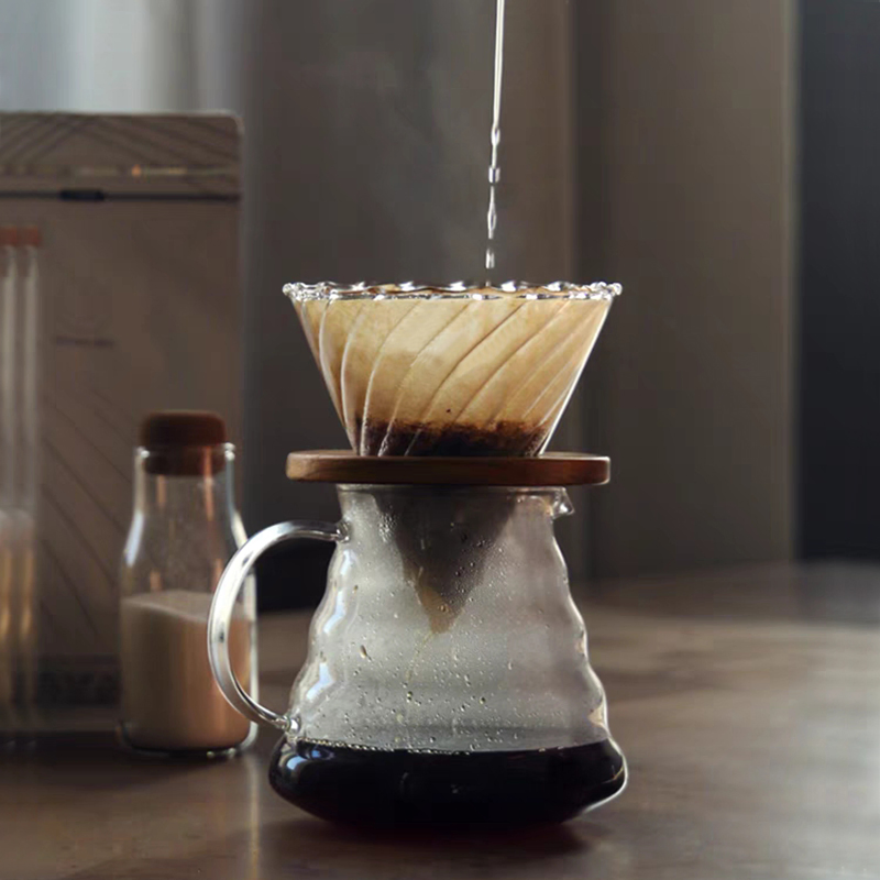 Borosilicate Heat Resistant Handmade Coffee Pour Over Dripped Sharing Pot with Filter, Reusable Glass Coffee Maker Set Dinner Set Time Glassware on Tabletop