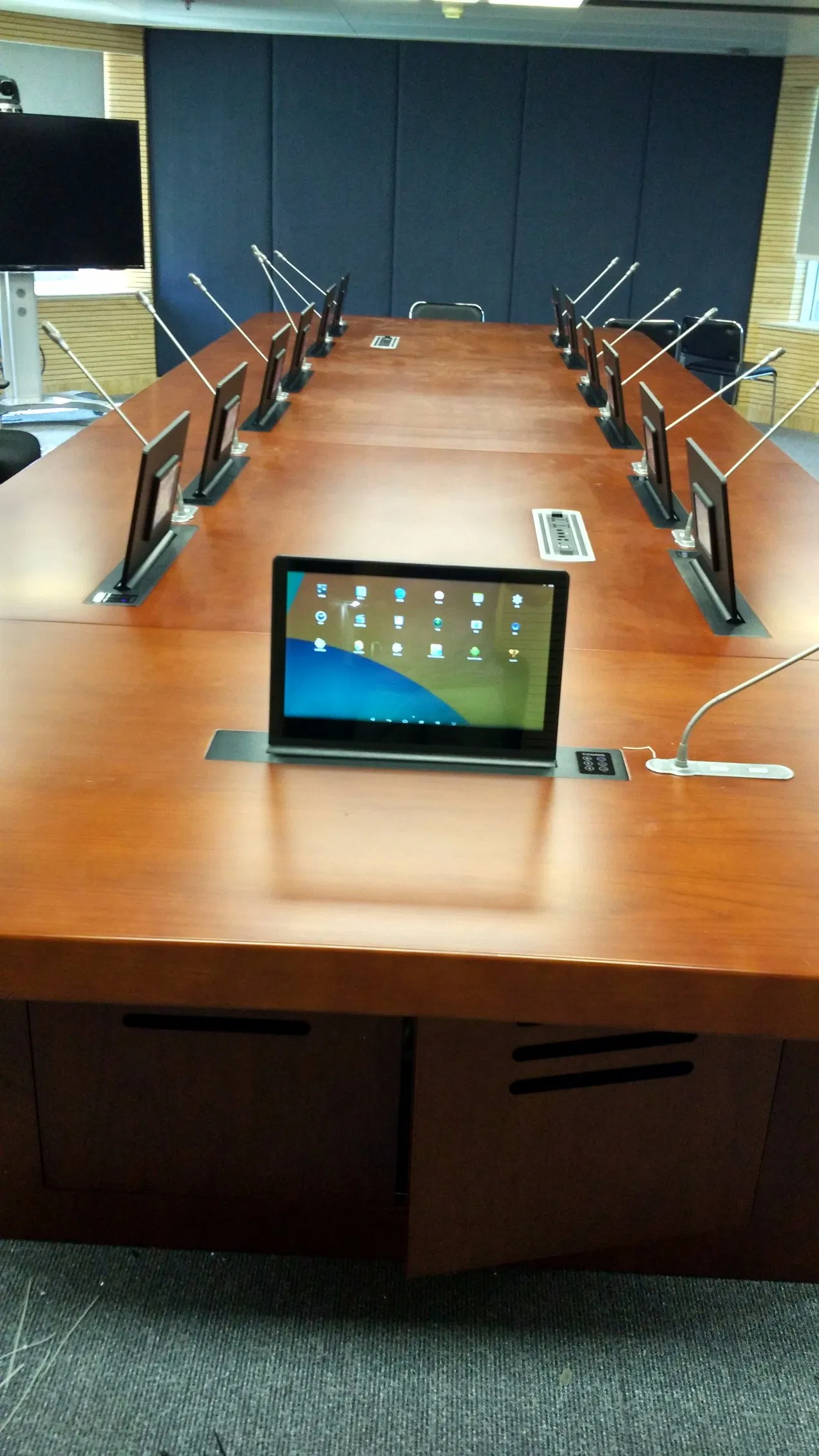 Video Meeting Room Equipment LCD Lift Screen