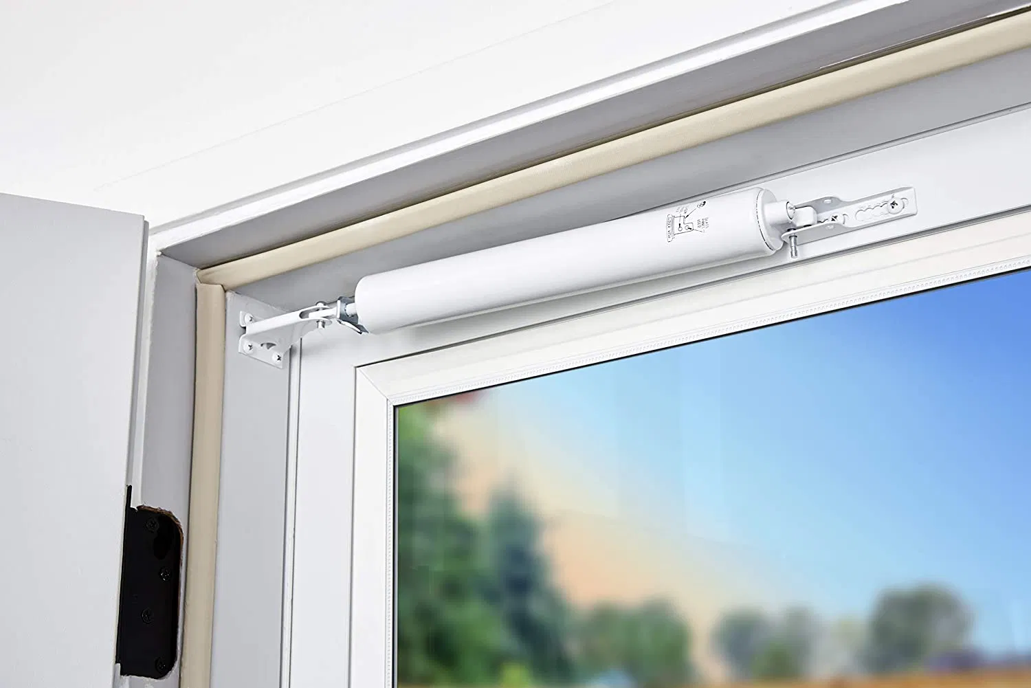 Soft Closing Adjustable Gas Spring 110 Degree Door Closer