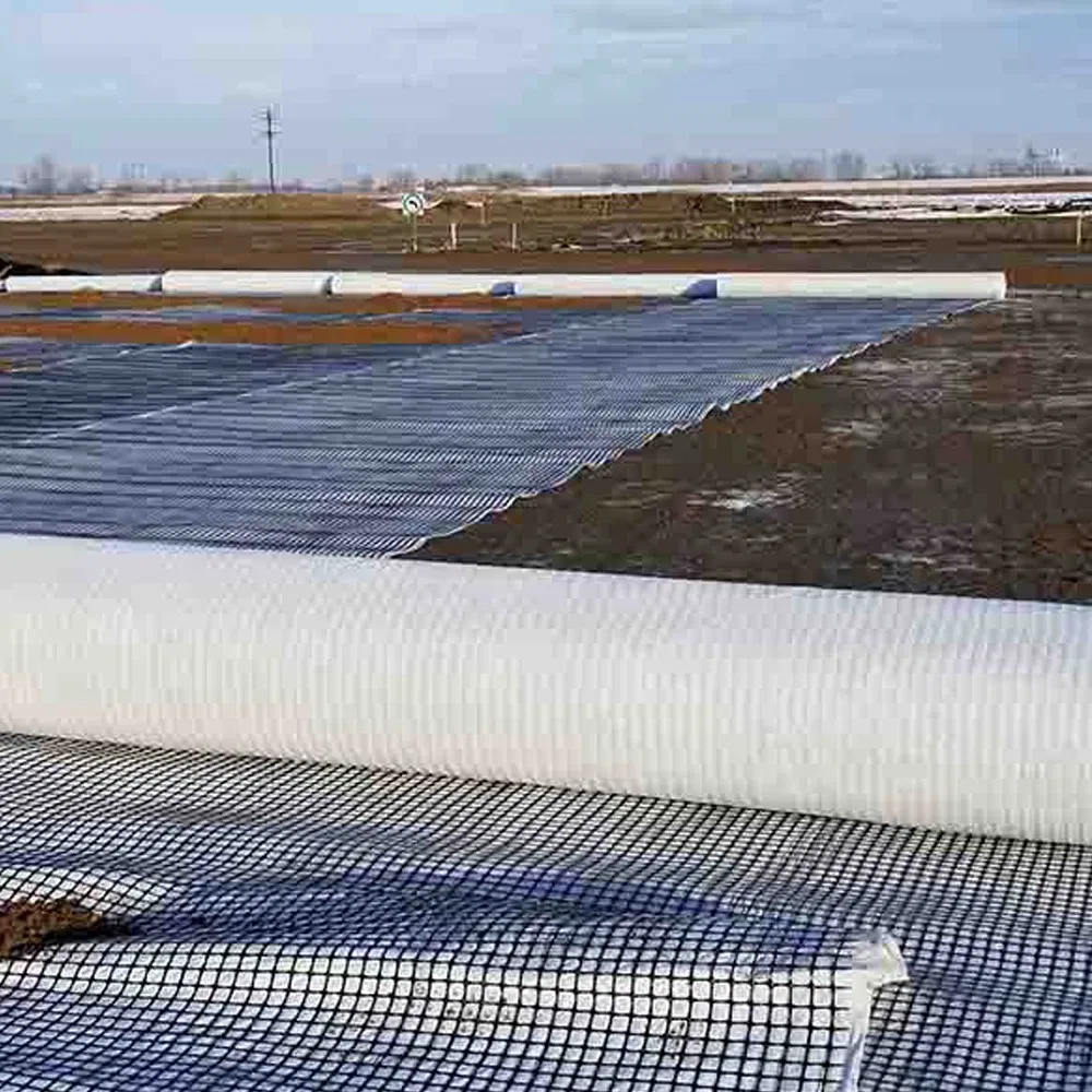 High Tensile Strength Polyester Fiber Welded Geogrid Welding Equipment HDPE Sheathed Polyester Geogrid Making Machine