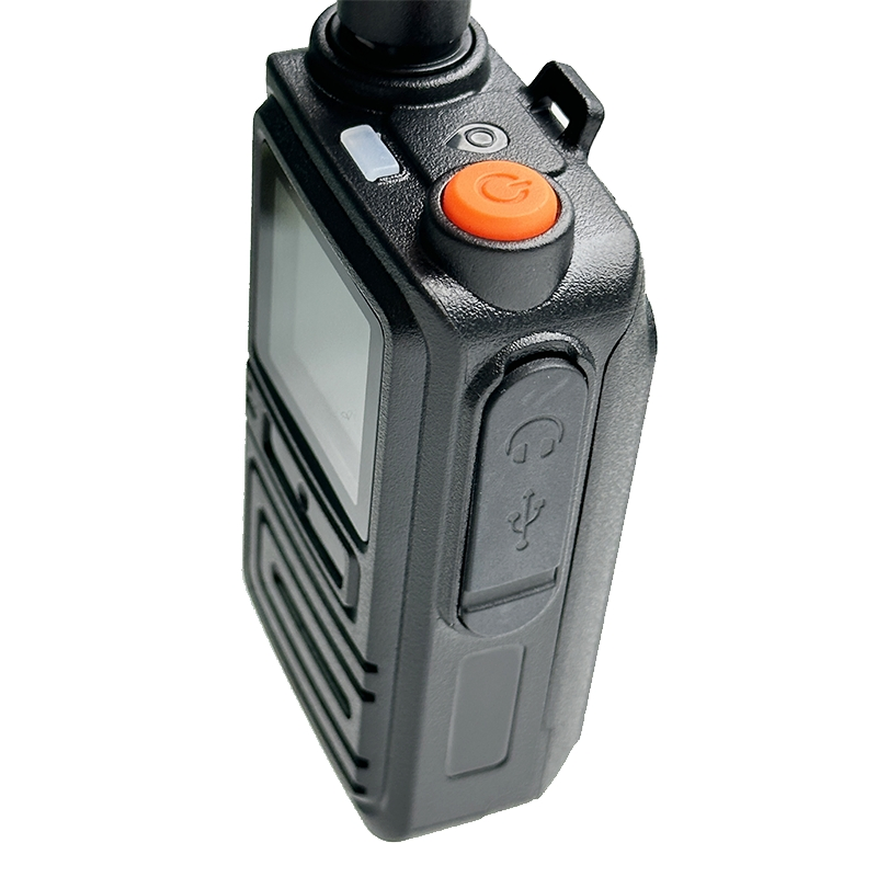 Портативная рация NOMI EC30 4G с GPS и шумоподавлением