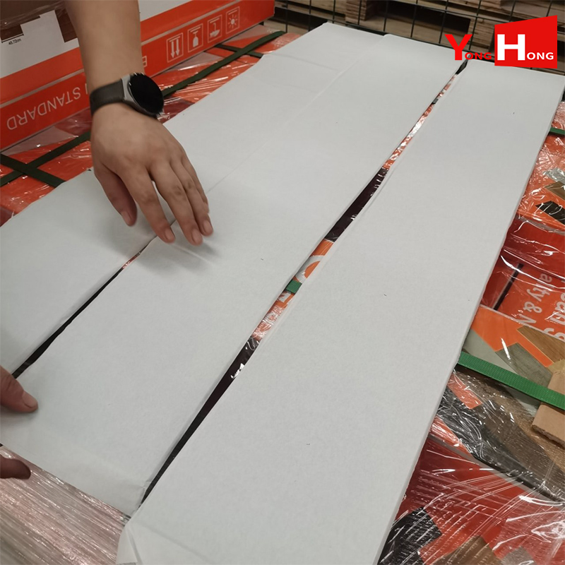 Home Decor Dry Back Self Adhesive PVC/Lvt Vinyl Plank Plastic Floors-Flooring