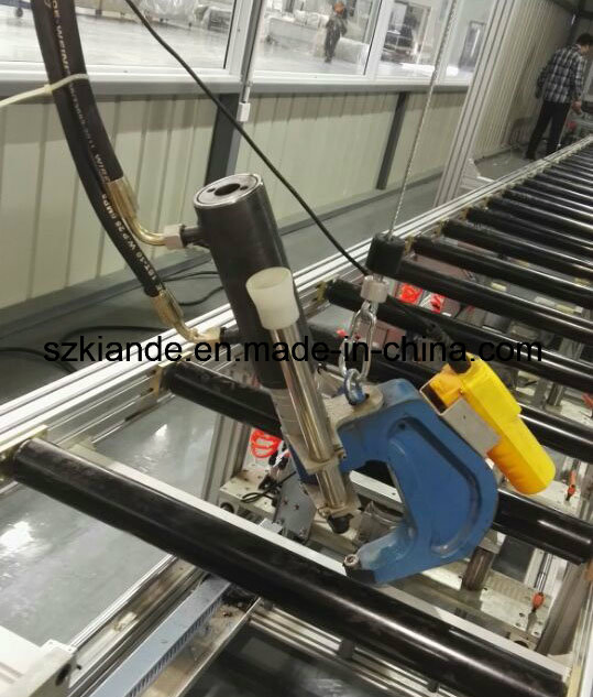 Пистолет для гидравлической клёпки шинопровода