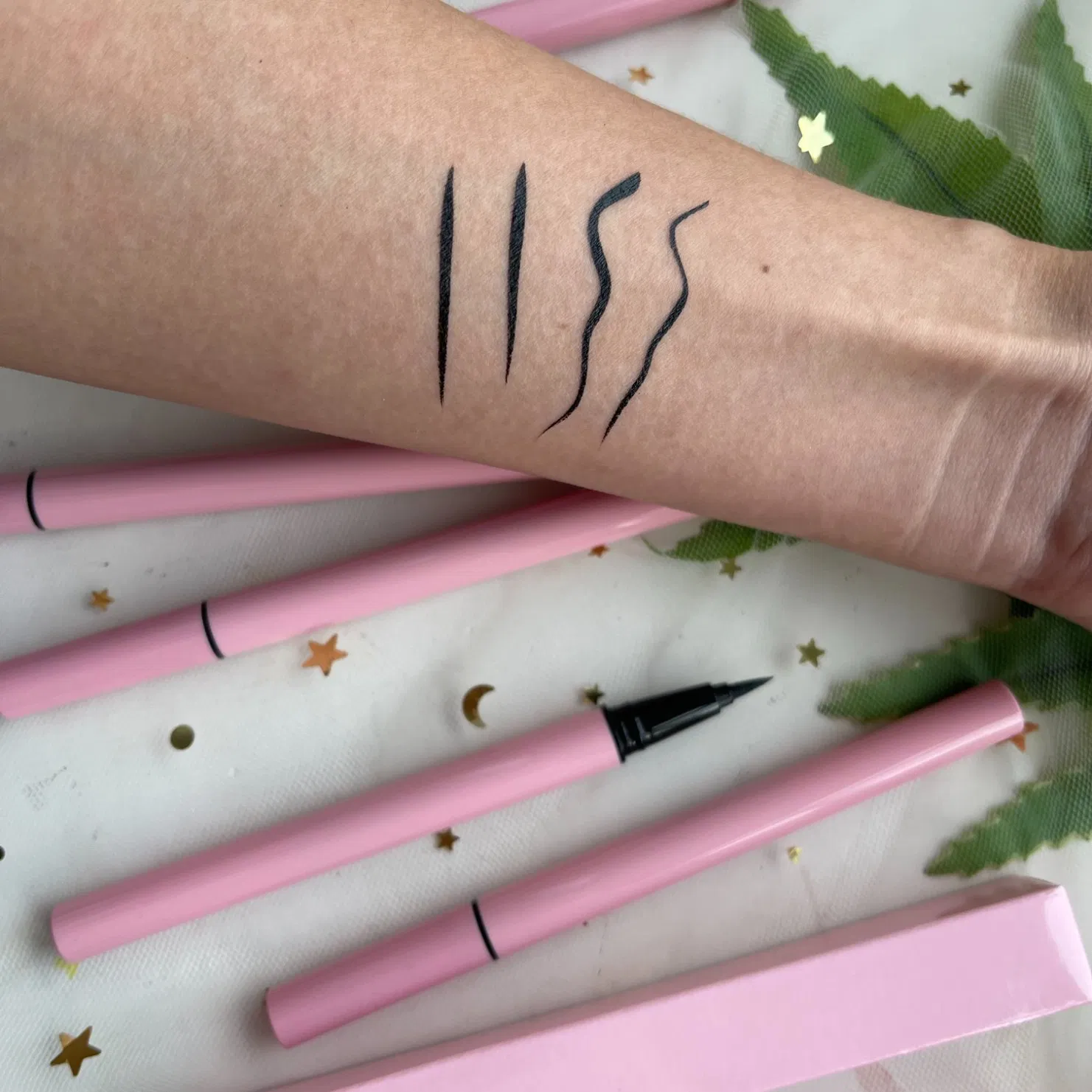 Wholesale Custom Eye Liner Makeup Non-Smudge Long Lasting Waterproof Black Liquid Eyeliner Pen