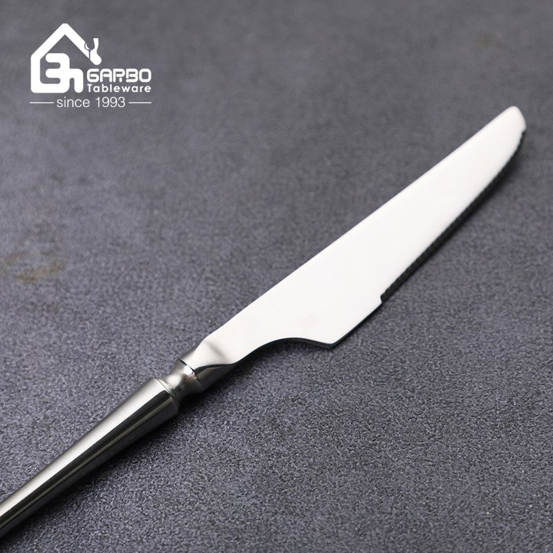 Hot Sale Sliver Dinner Spoon 410ss with Mirror Polish New Arrived Spoon Sets