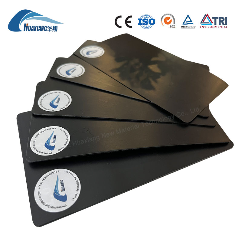 1.0mm 2.0mm 1.5mm Low Price Environmental Protection Compound Geomembrane HDPE Composite Geomembrane