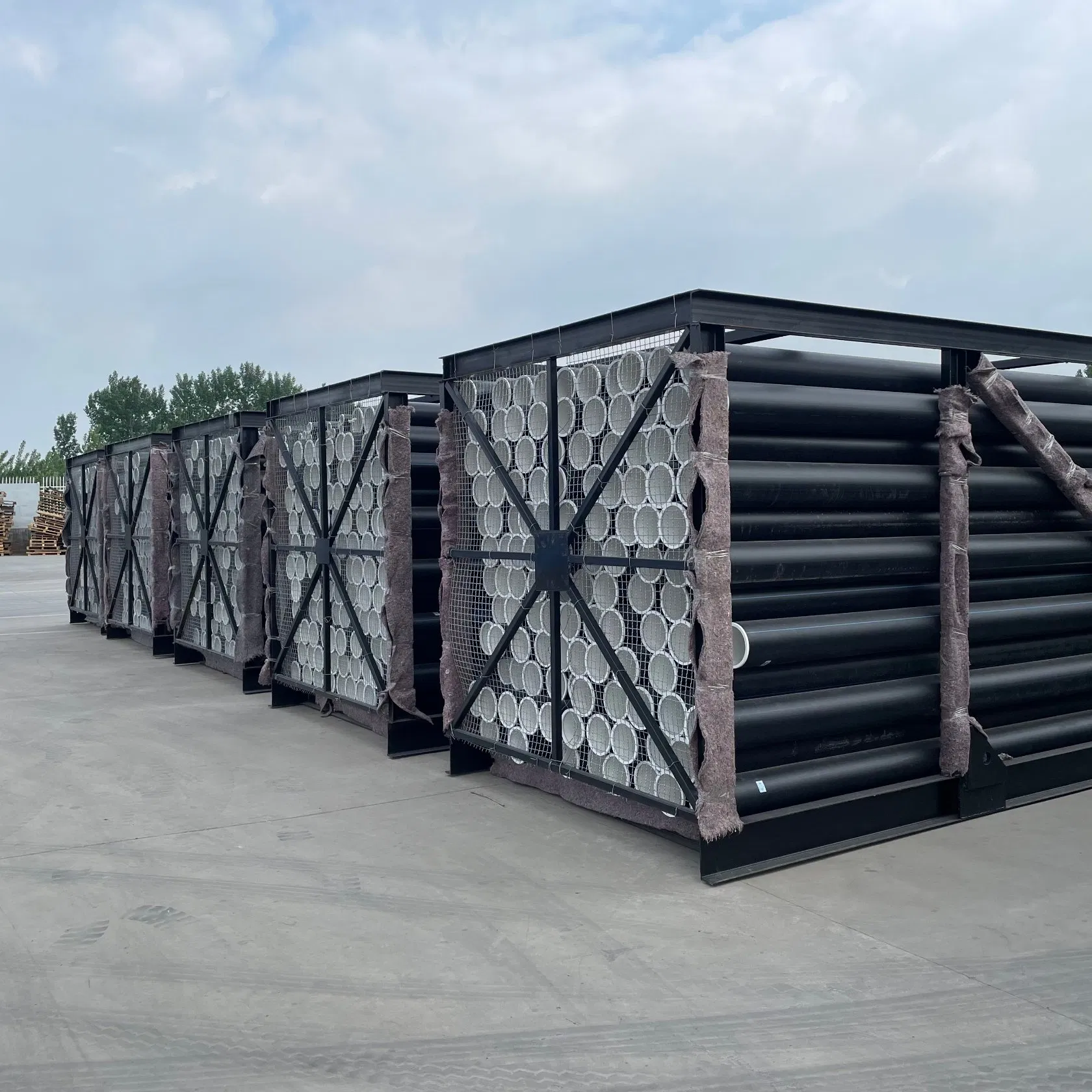 Сталепластиковая труба HDPE 15.0МПа для засыпных трубопроводов