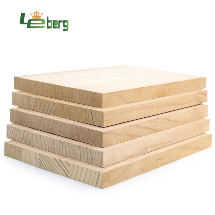 1220X2440mm Solid Wood Pine Wood Finger Jointed Board for Furniture Decoration
