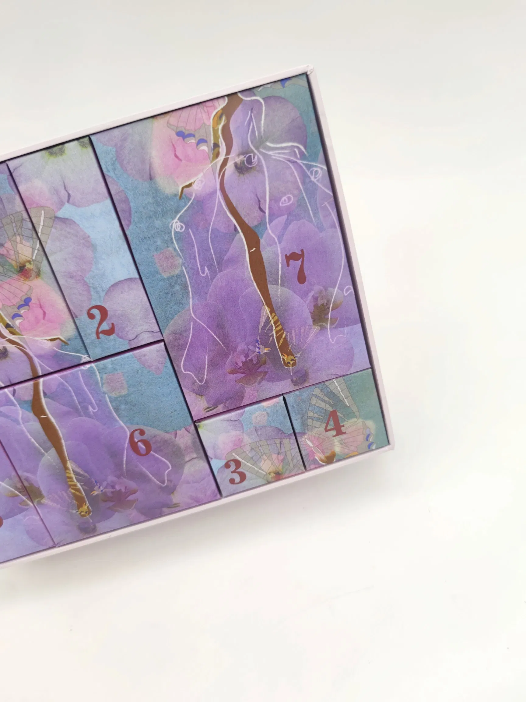 Weekly Elegant Earrings Makeup Sponge and Necklace Gift Set in Surprise Gift Set