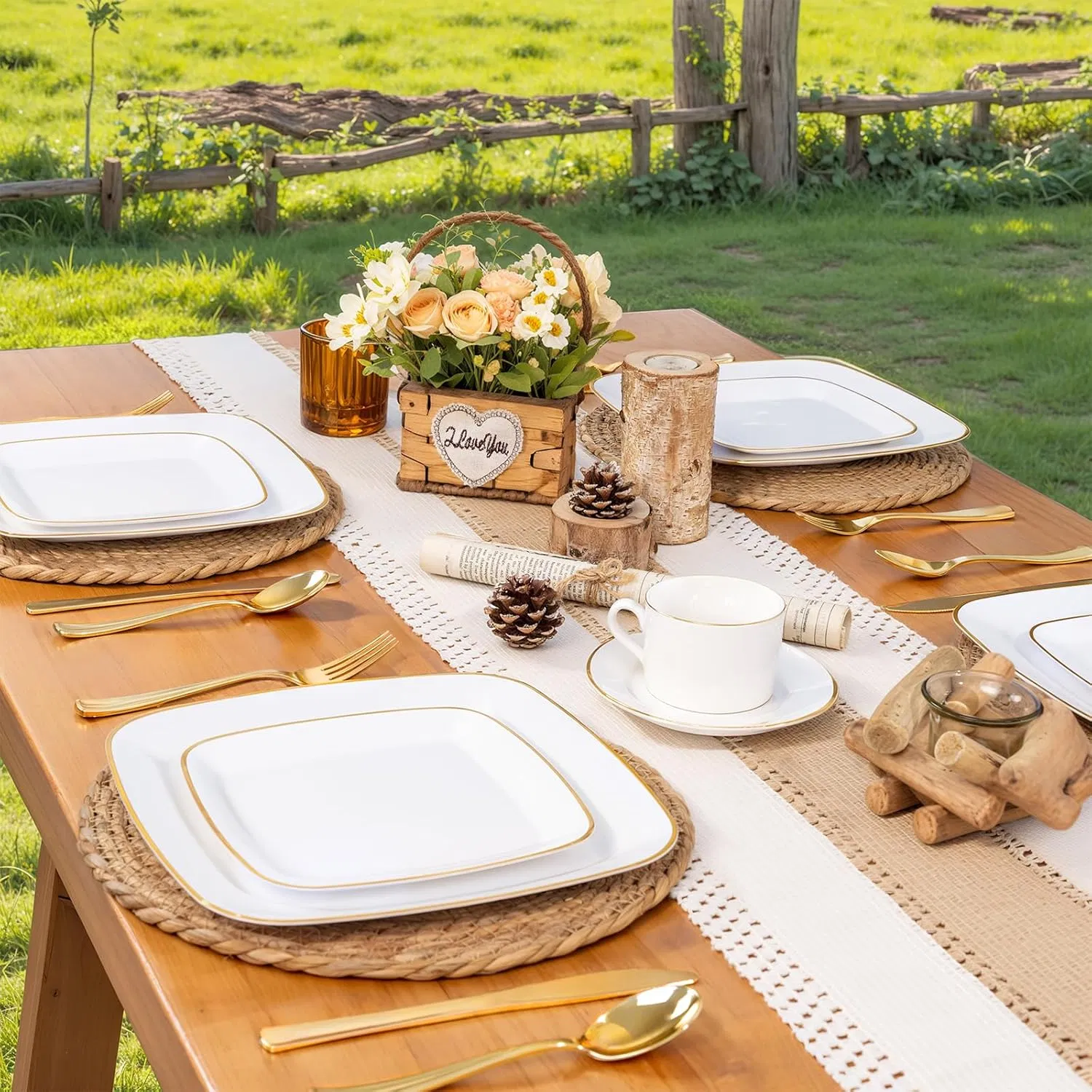 White and Gold Plastic Plates Disposable Square Gold Heavy Duty Dinner Plates for Party & Wedding
