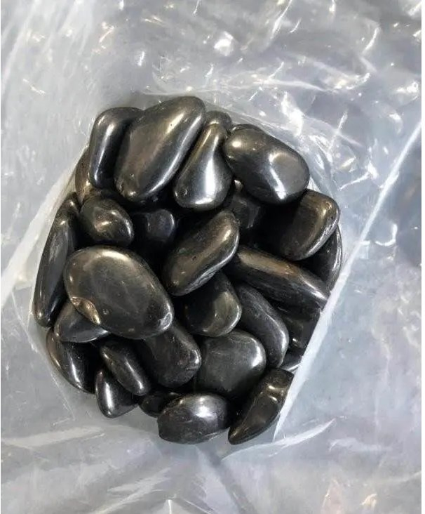 Natural High Glossy/Polished Pure Black River Pebble Stone for Garden Landscaping Decoration