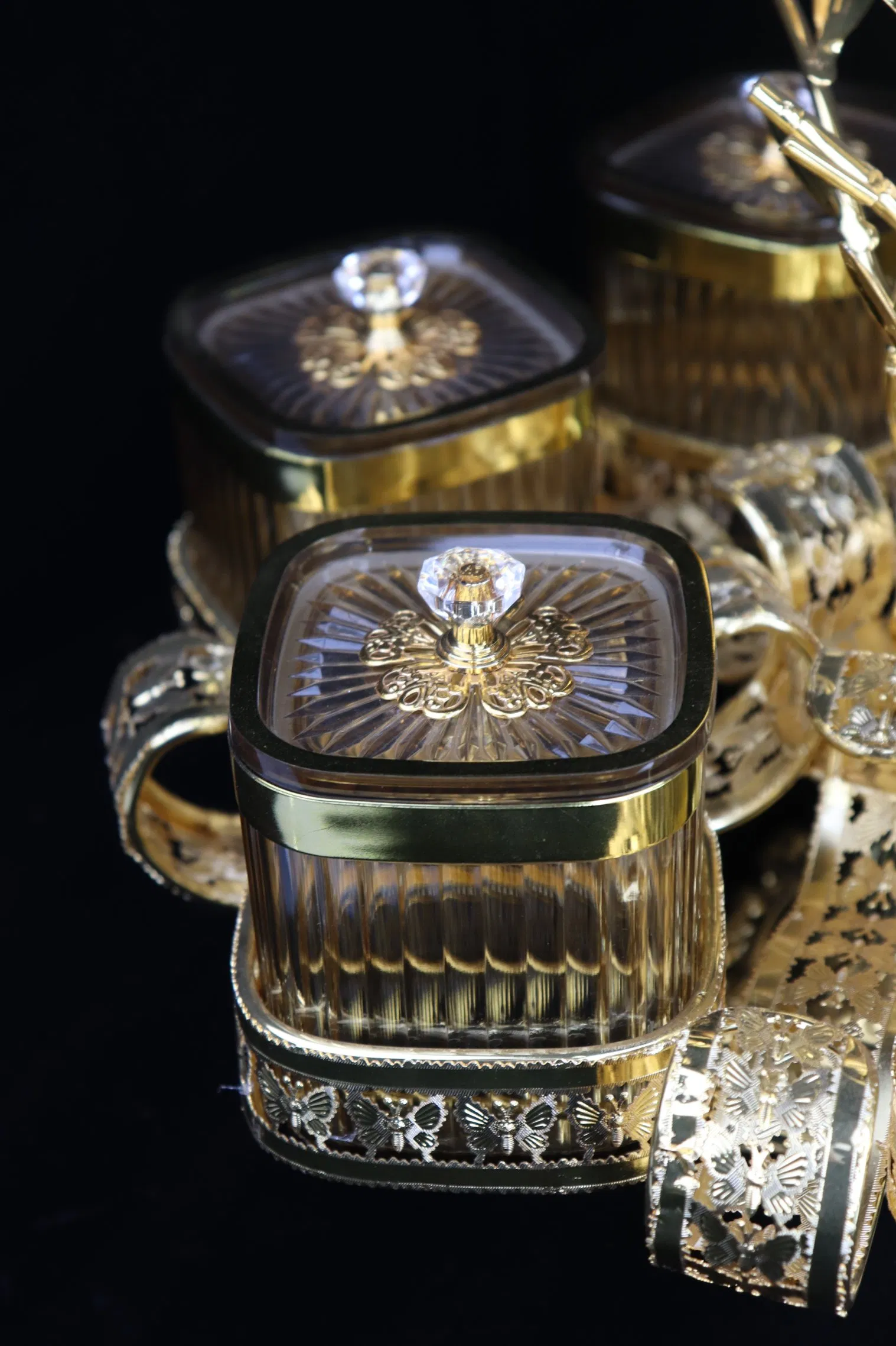 Featuring 6 Square Acrylic Airtight Jars and a Gold-Plated Iron Candy Bowl