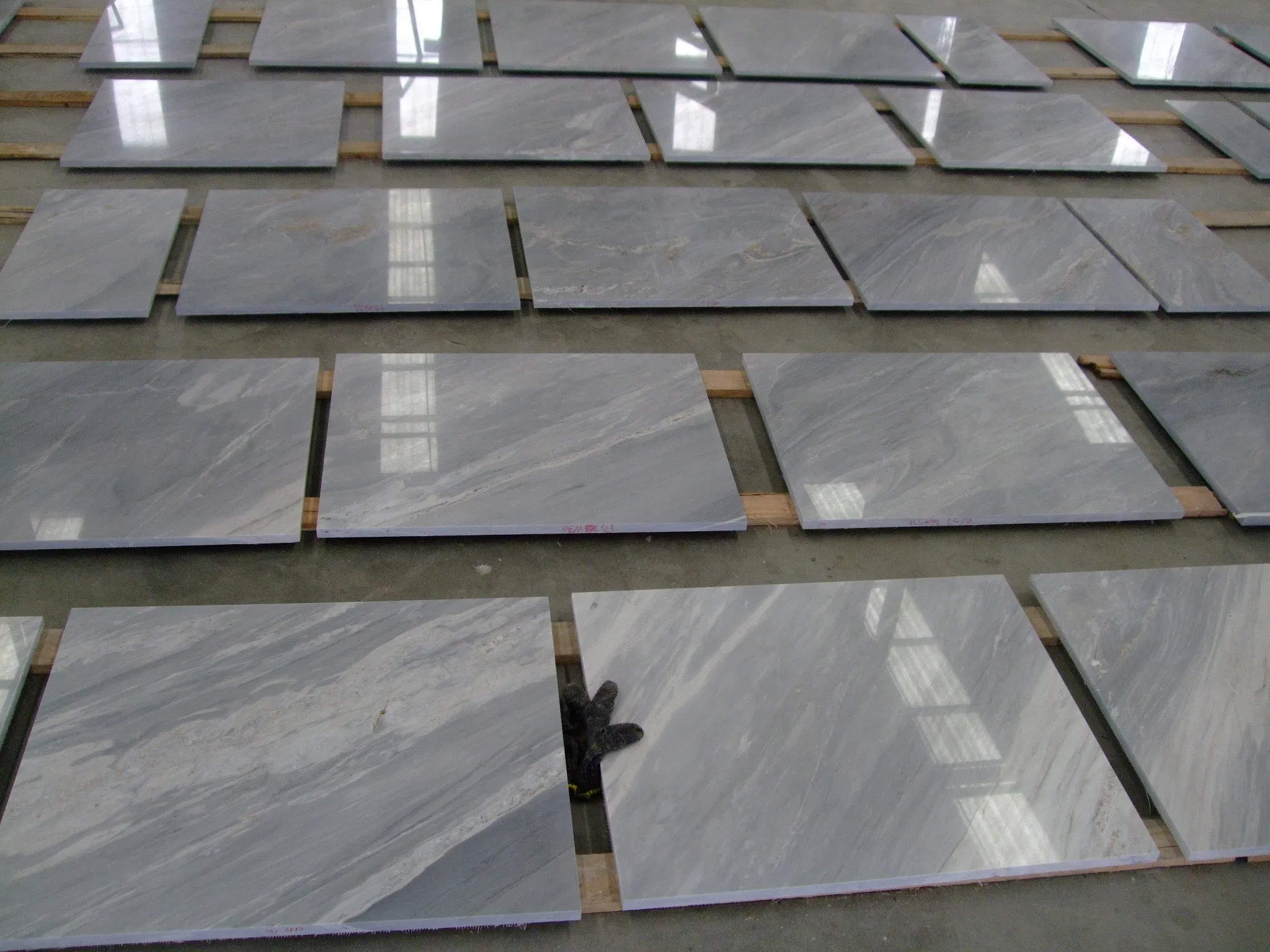 Плитка Polissandro Blue Marble из гранита, 1000x1000мм