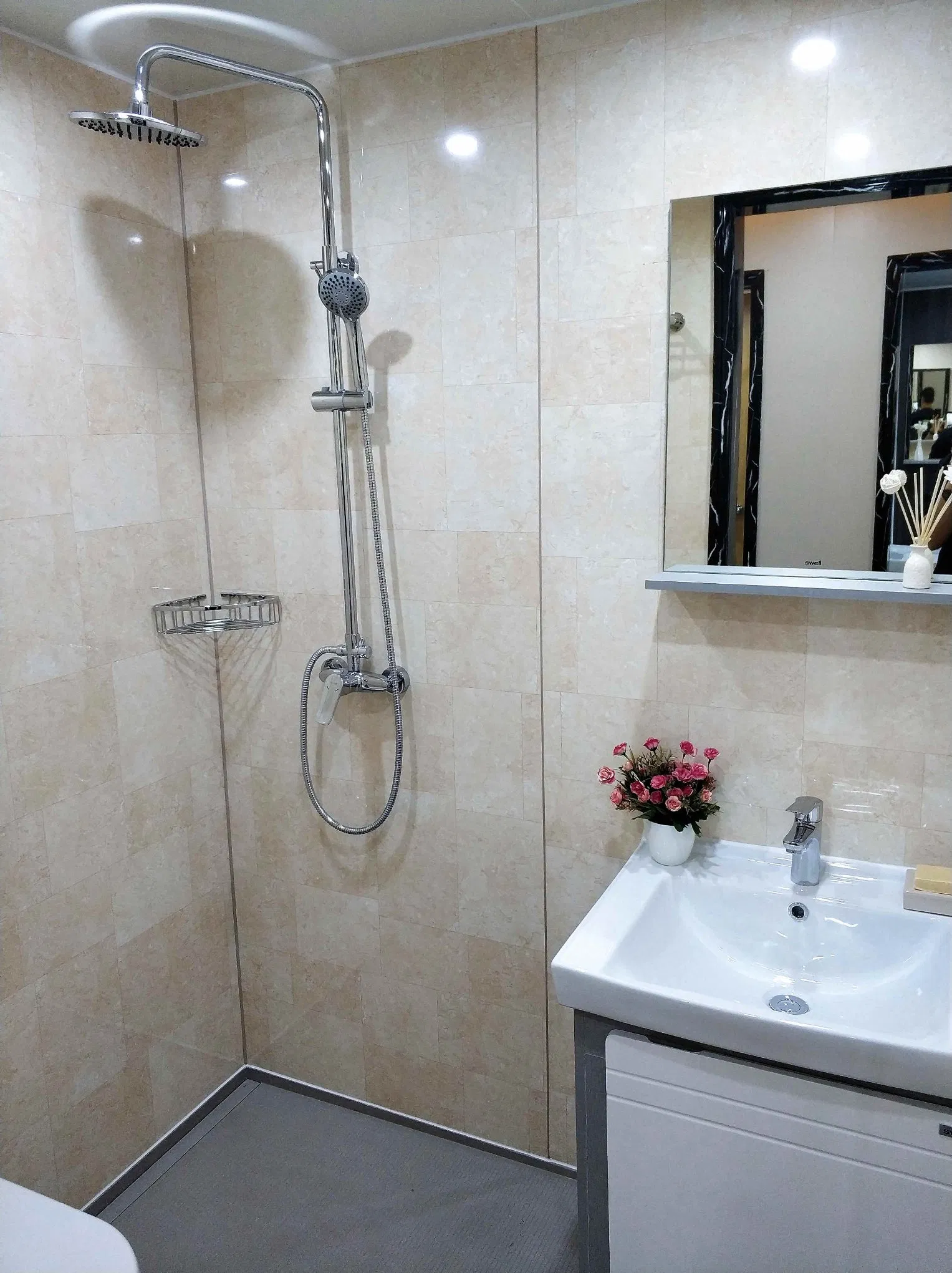 Latest Model Prefabricated SMC Long-Life Prefabricated Integrated Bathroom