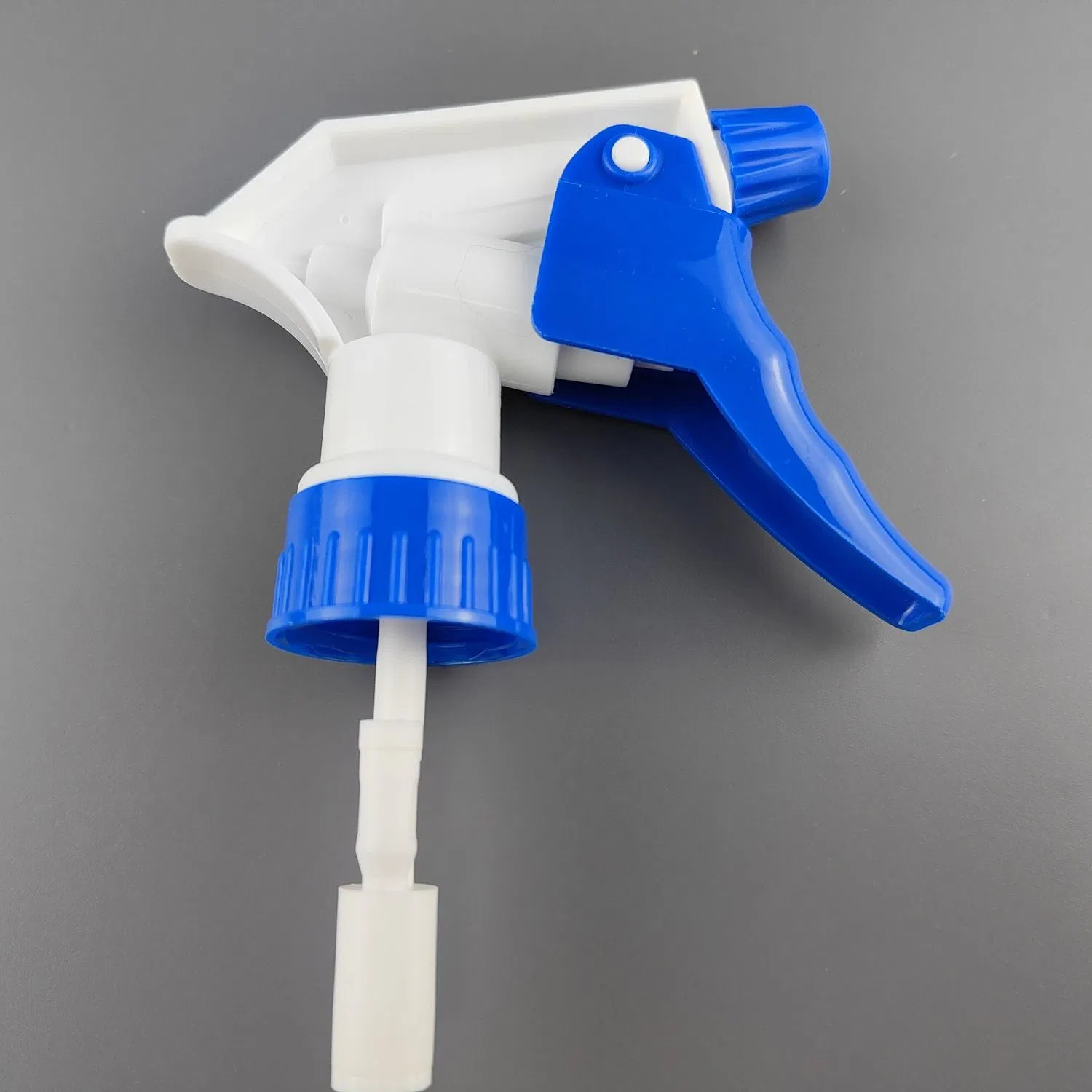 360 Degree Spray Customized Tube Length E Strong Trigger Sprayer for Gardening