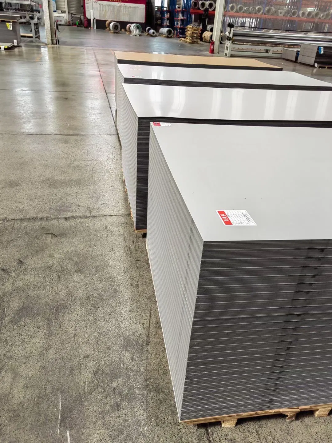 Smooth Surface UV Printable Two-Way Foldable Aluminum Composite Panel for Construction Industry