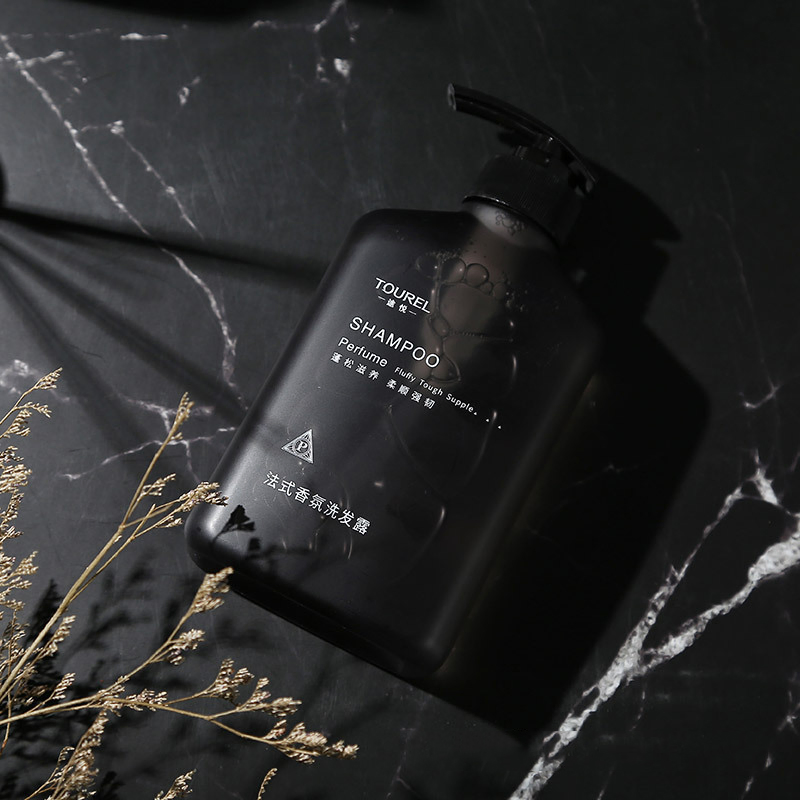 Custom Logo French Scented Toiletries Kit 500ml Big Bottle Bathroom Hotel Luxury Soap Hair Shampoo Shower Gel