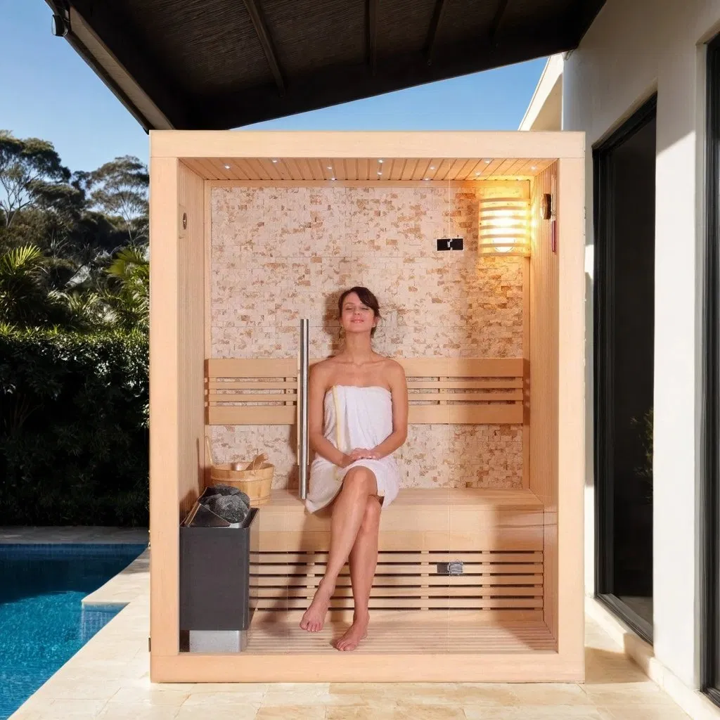 Сухая паровая сауна из массива дерева