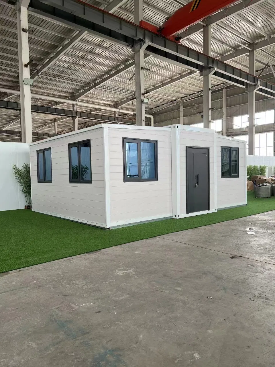 40FT Expandable Portable Modular Prefabricated Container House Homes