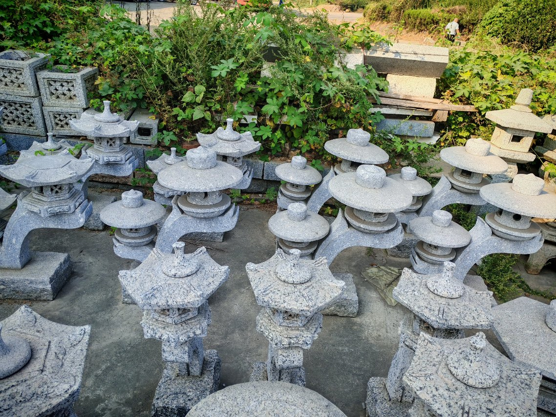 Marble/Granite Carved Lantern Statue/ Sculpture/Garden Decoration