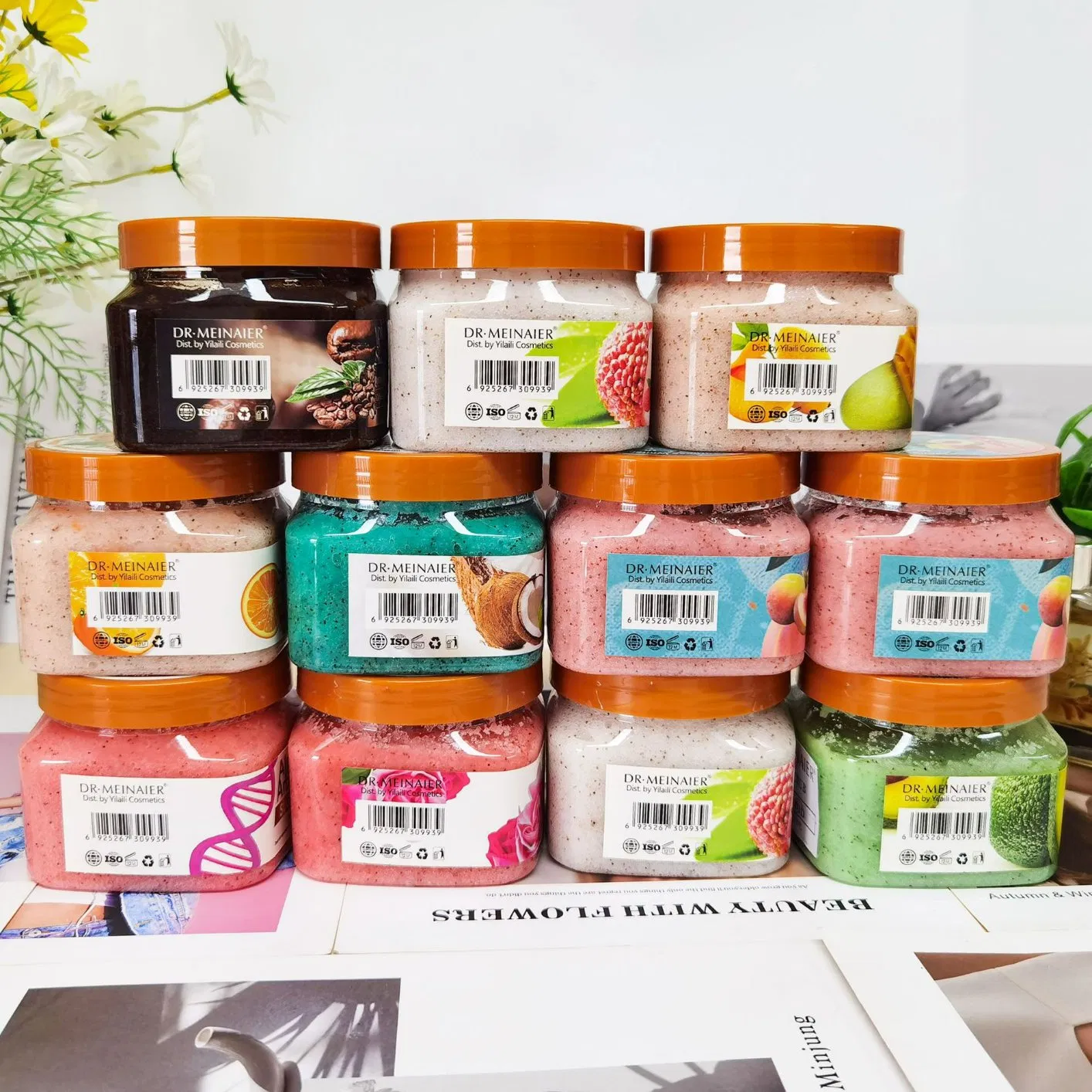 OEM Proprietary Brand Vegan Organic Body Scrub Lemon Infused Whitening and Exfoliating Cream