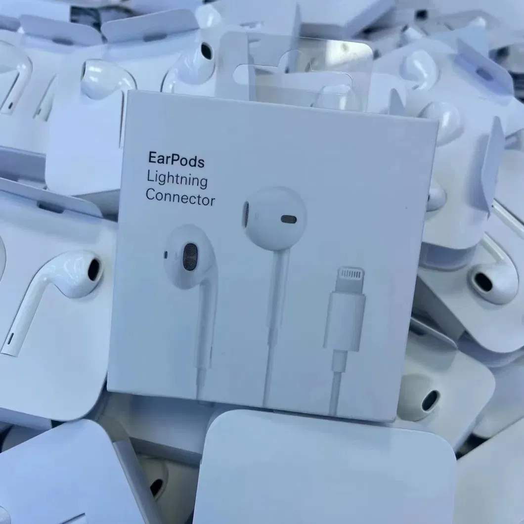 Проводные наушники EarPods с Lightning для iPhone