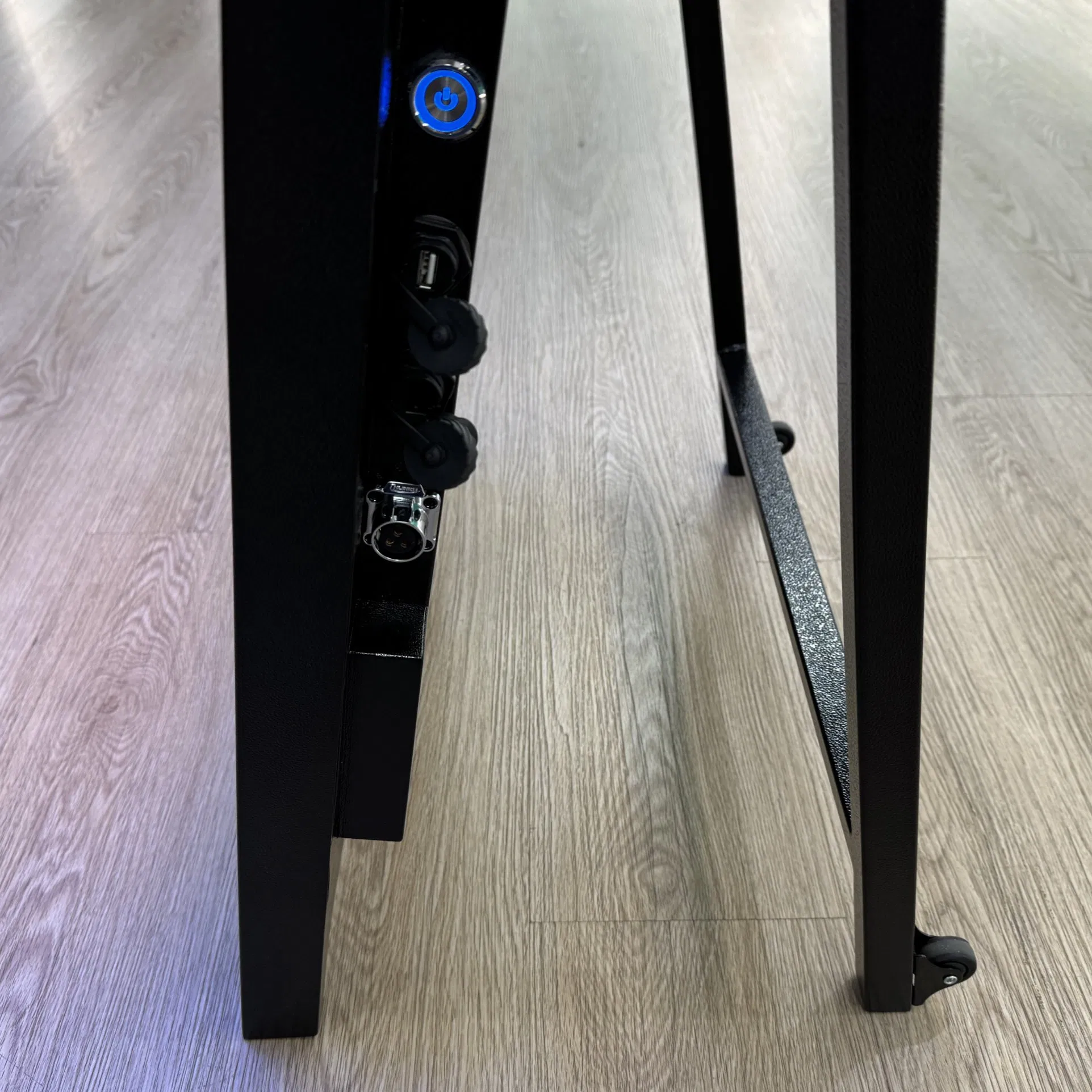 Professional Customized Manufacturer Outdoor Screen Digital Signage Advertising LED Display