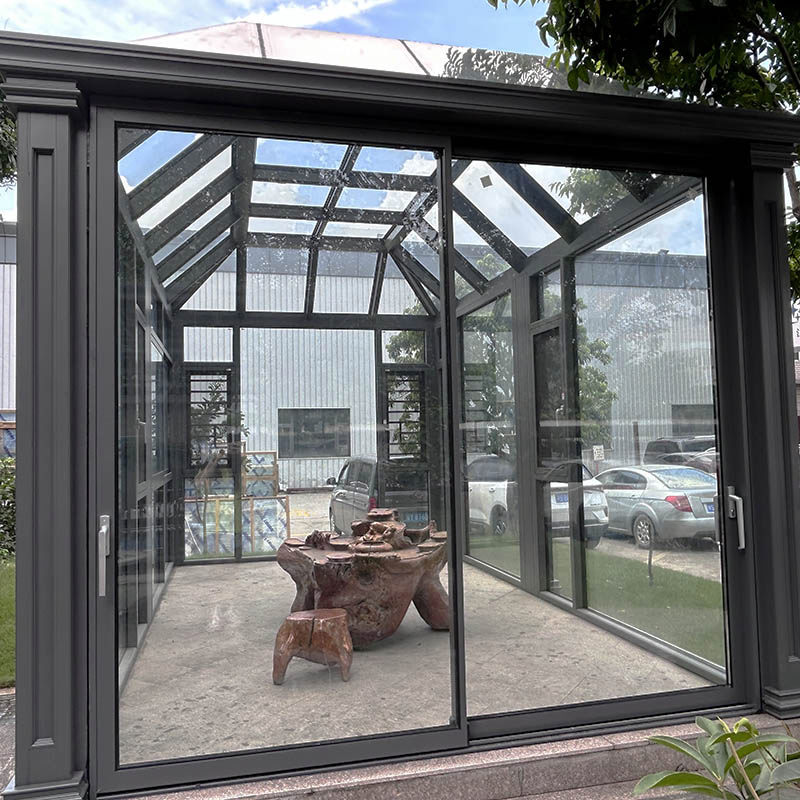 Premium Aluminum Sunrooms for Outdoor Living Spaces