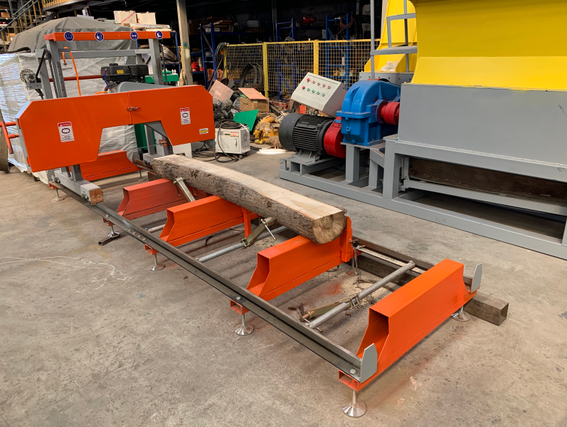 Ленточнопильный станок по дереву козловой