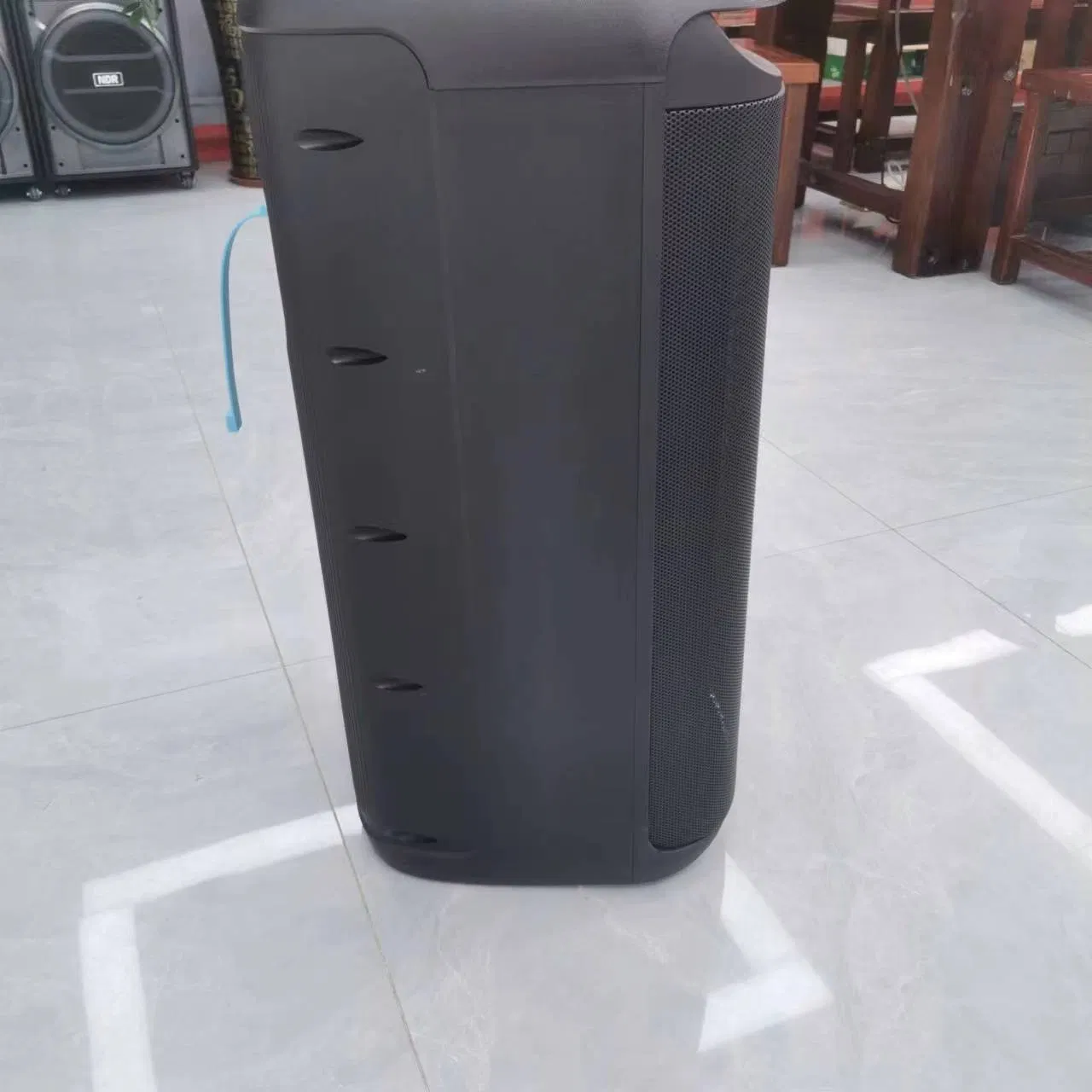 Портативная Bluetooth-колонка NDR-815 на тележке