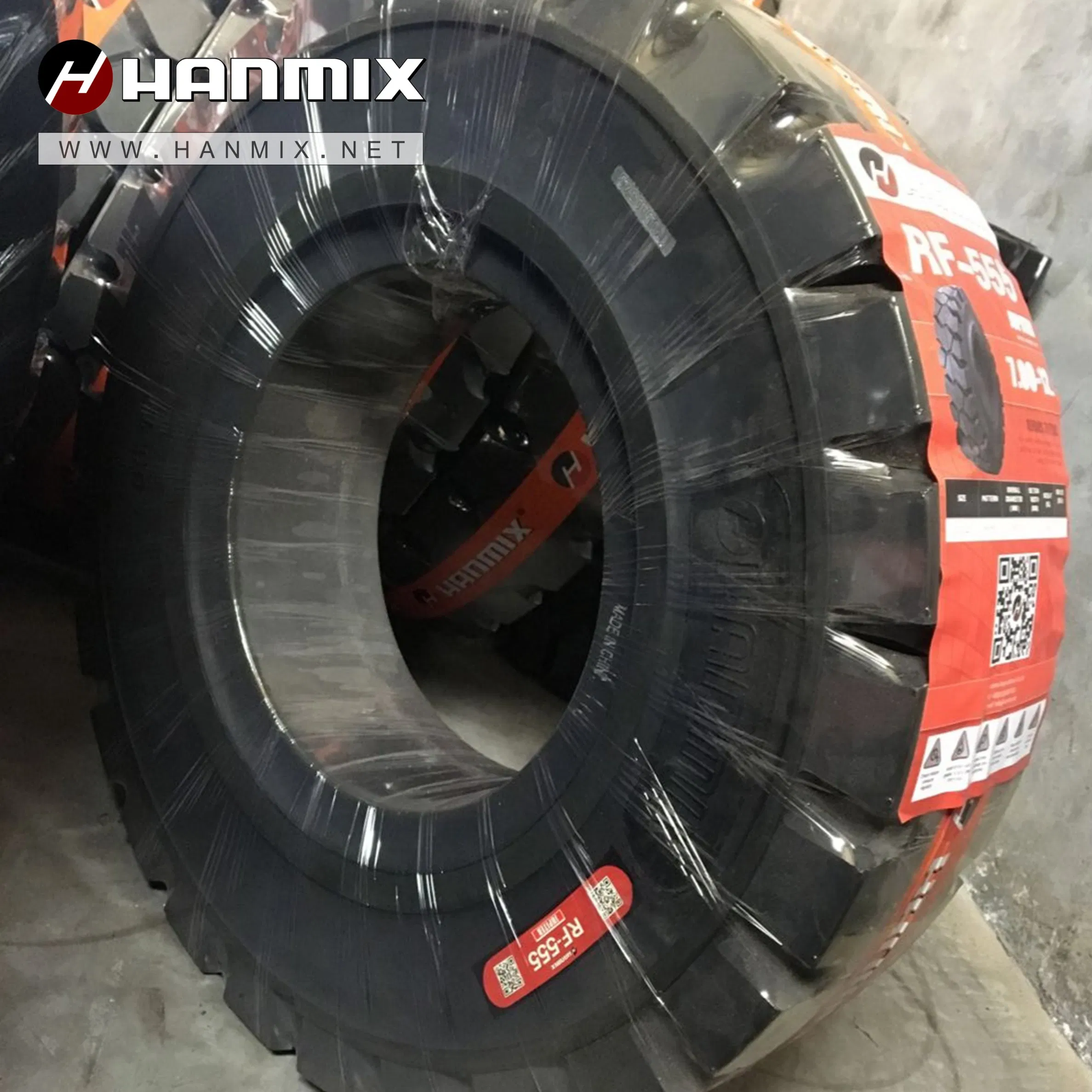 Цельная шина для погрузчика Hanmix RF-555