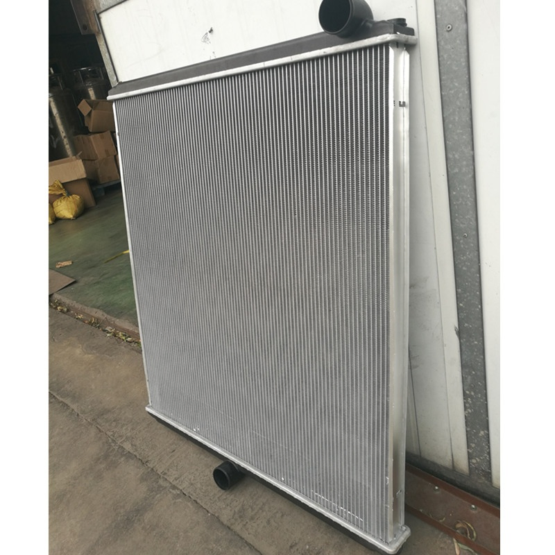 Радиатор для грузовика D Sterling 2001-4114