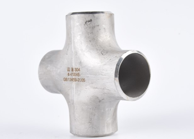 Precision-Machined Stainless Steel Cross Fitting: 1/2", DN15 Nominal Diameter