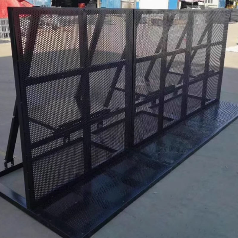 Portable Metallic Crowd Control Barriers for Events and Safety