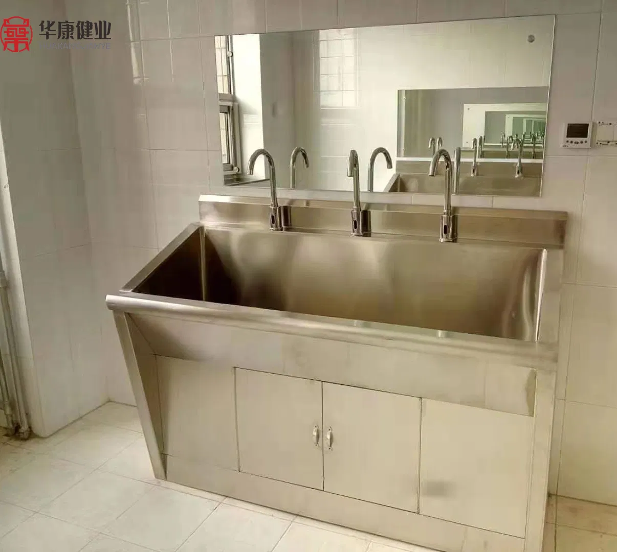 Hospital Equipment High Quality 304 Stainless Steel Scrub Basin Sink Surgical Washing Sink