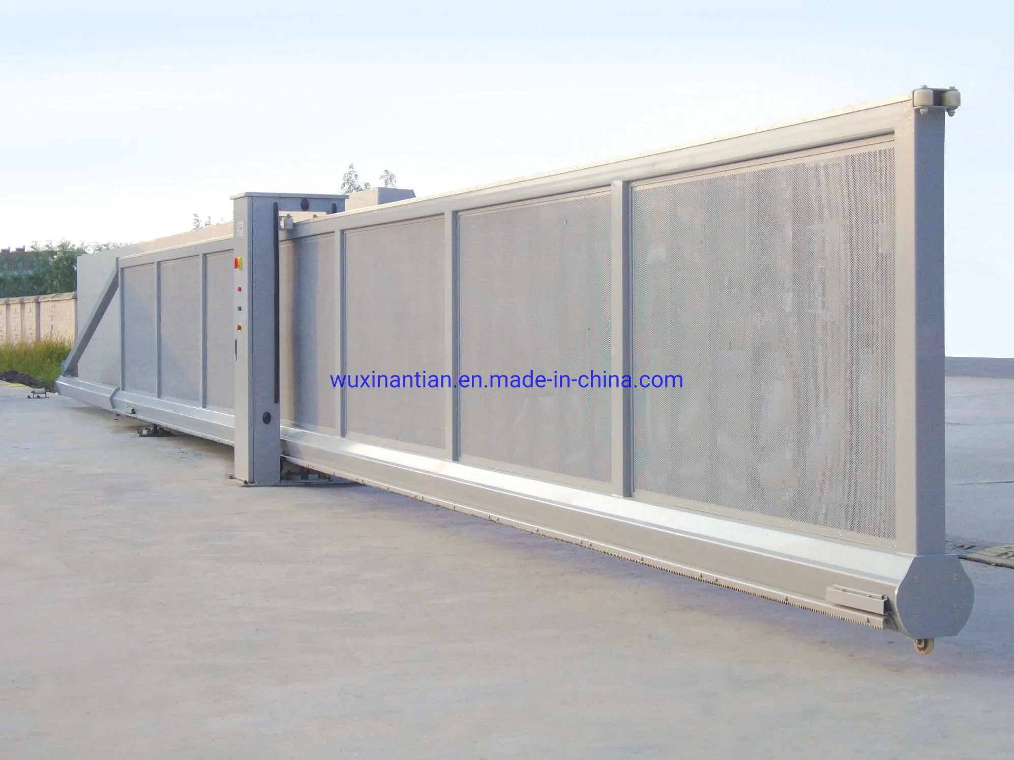 Cantilever Sliding Gate Powder Coating