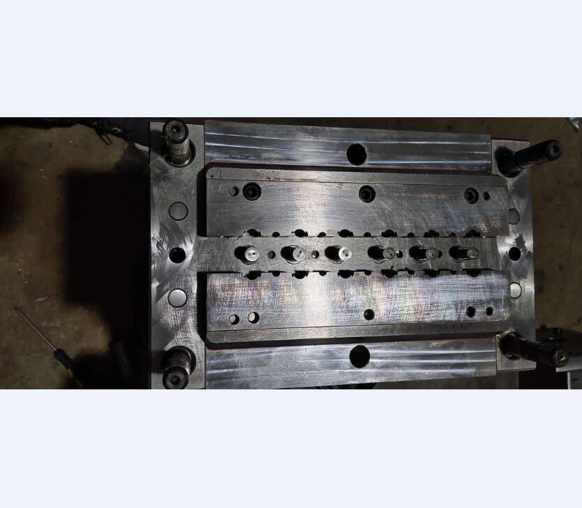 OEM ABS PP PC Plastic Parts Injection Mold Making for Shoes