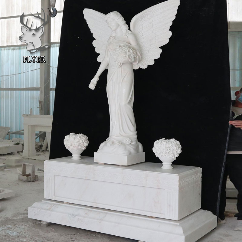 Cheap Outdoor Simple White Marble Granite Family Cemetery Mausoleum for Sale