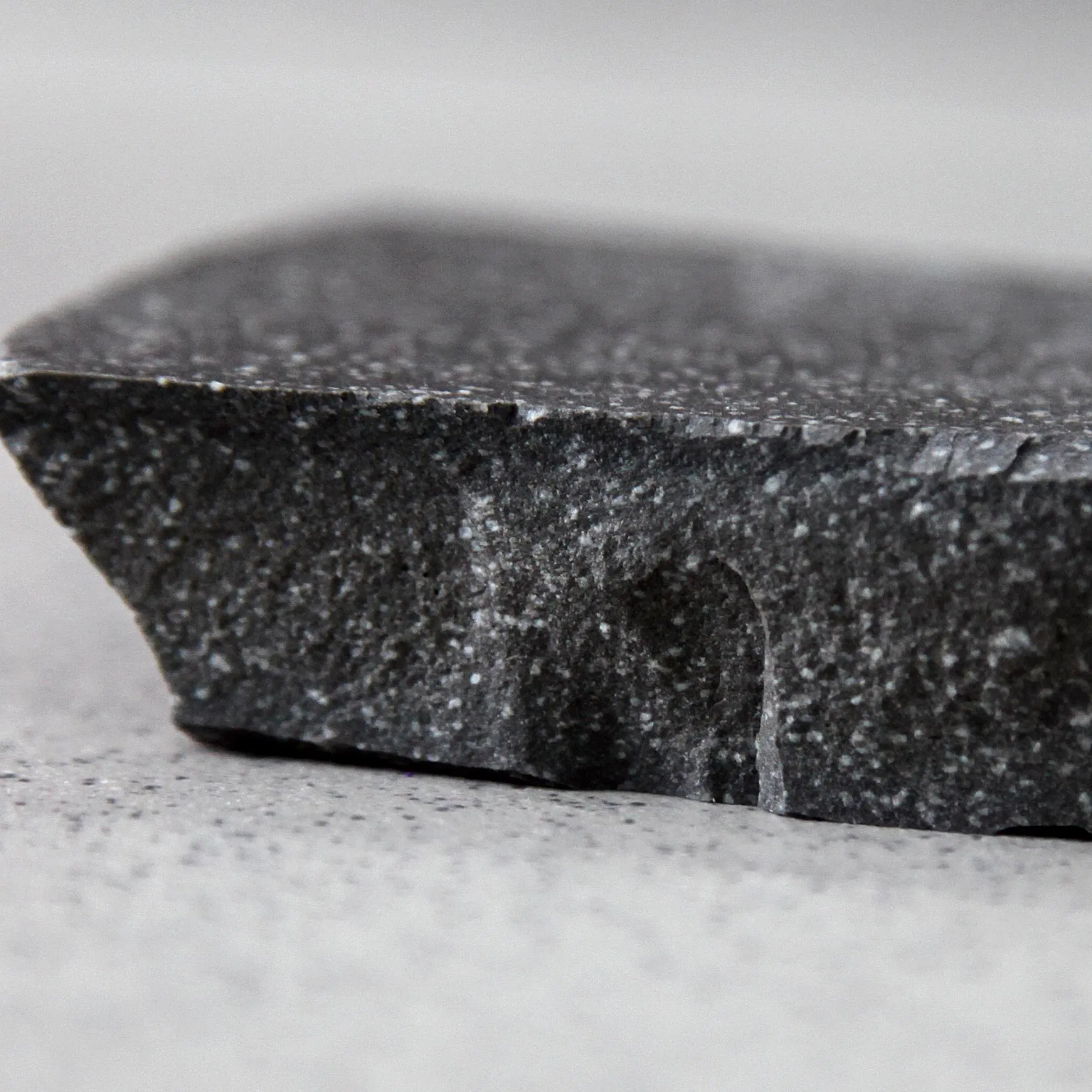 Factory Direct Supply Durable High Hardness Anti Permeation Artificial Quartz Stone