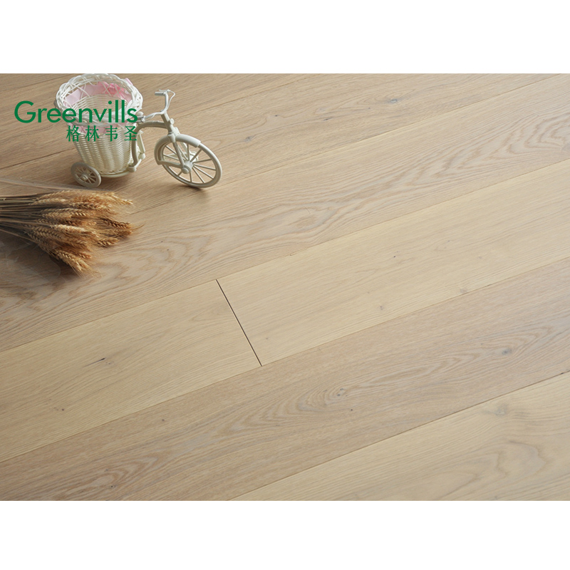 Инженерная дубовая доска разных цветов