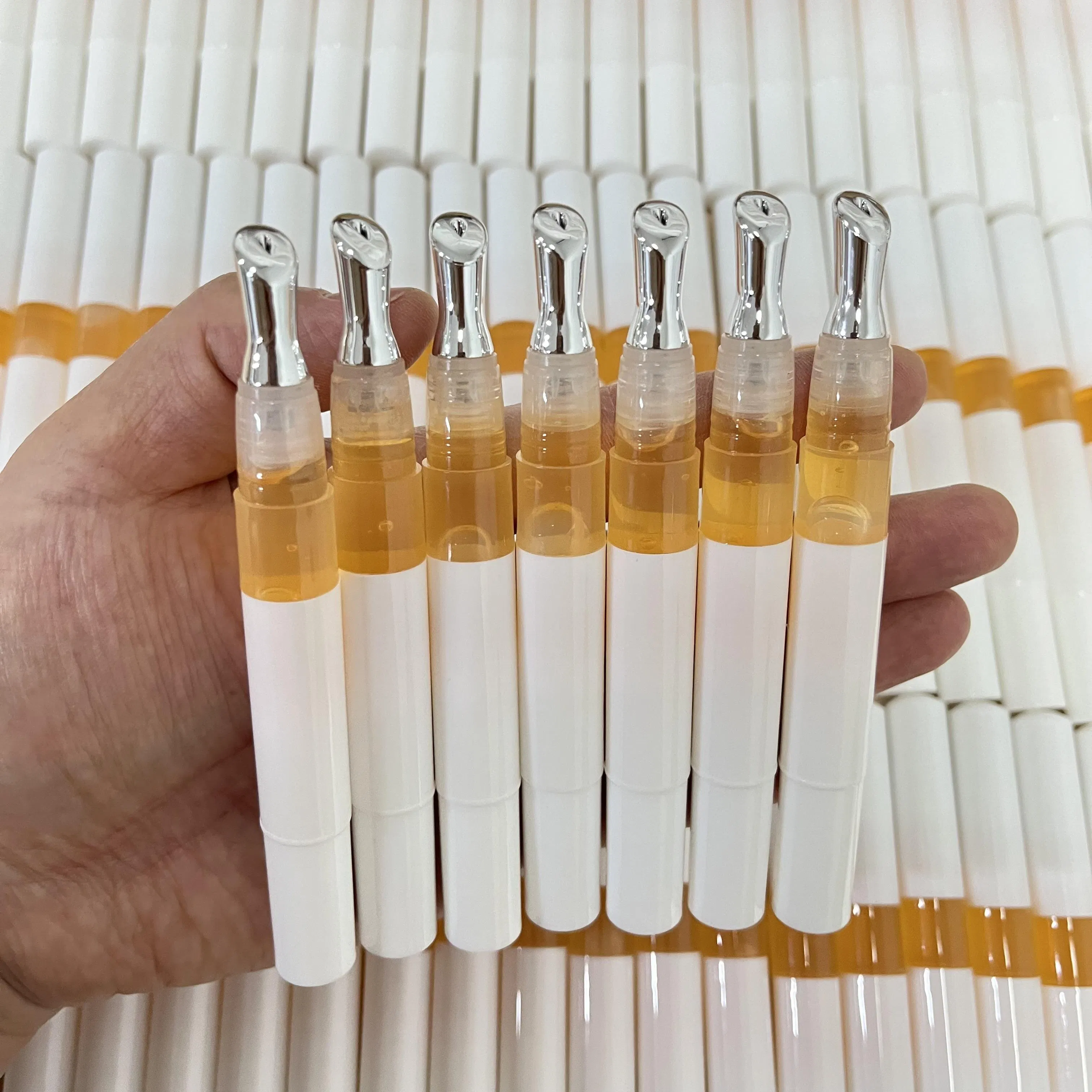 Custom Lip Oils Wholesale Honey Infused Lip Oil and Strawberry Lip Oil Private Label