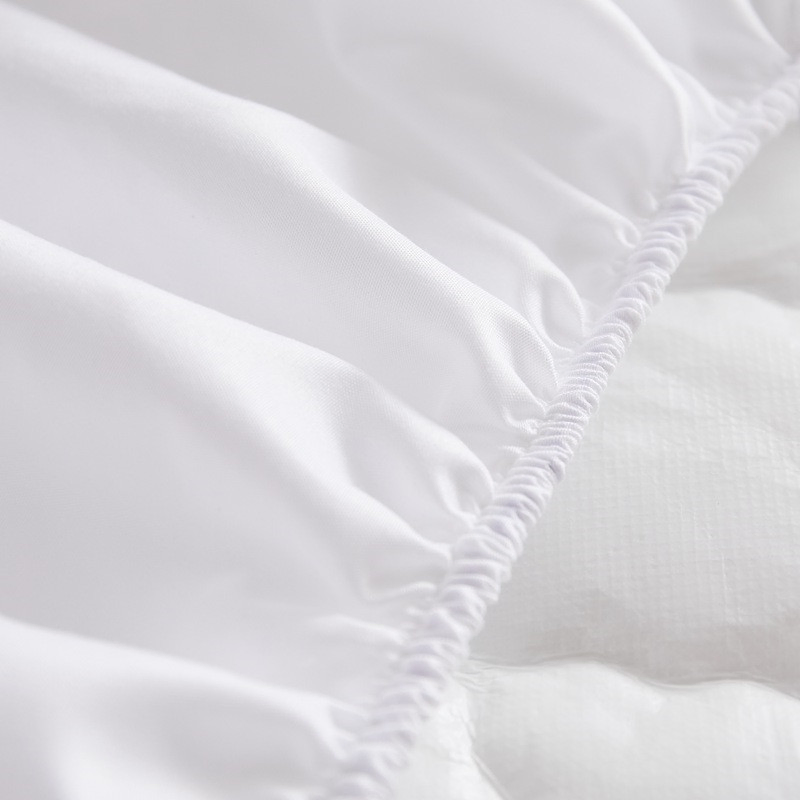 Queen Size Waterproof Mattress Protector Microfiber Pad Cover
