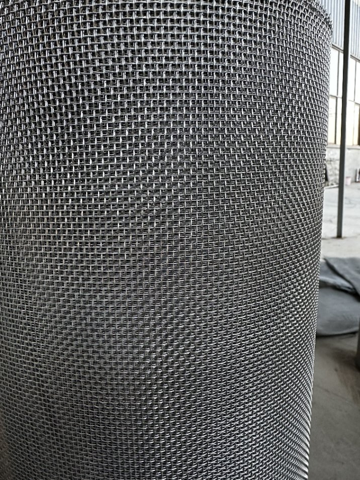 Heavy-Duty 10mm Steel Wire Mesh Screen for Versatile Use