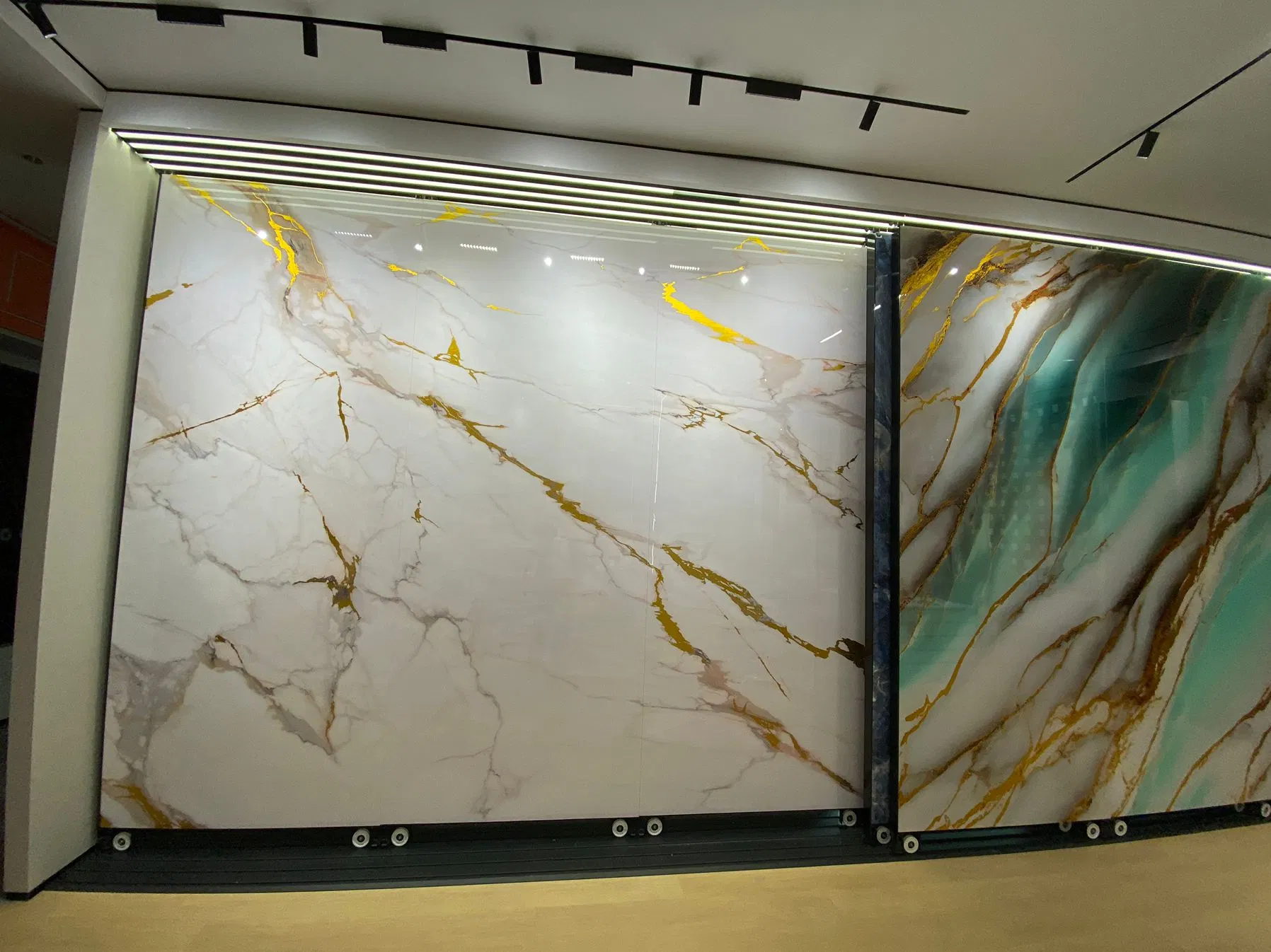 Hot Selling High Glossy Golden Gilded Marble Bamboo Charcoal WPC Wall Panel