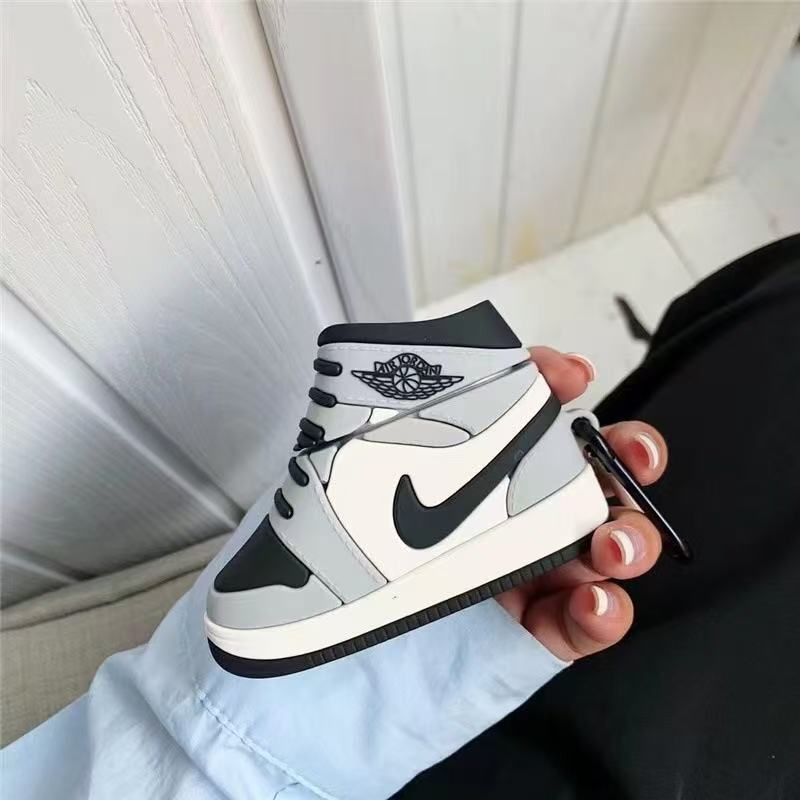 3D Fashion Brand Sneaker Designer Shockproof with Hook Protective Case for Airpods 2 for Airpod 1 2 PRO 2 3