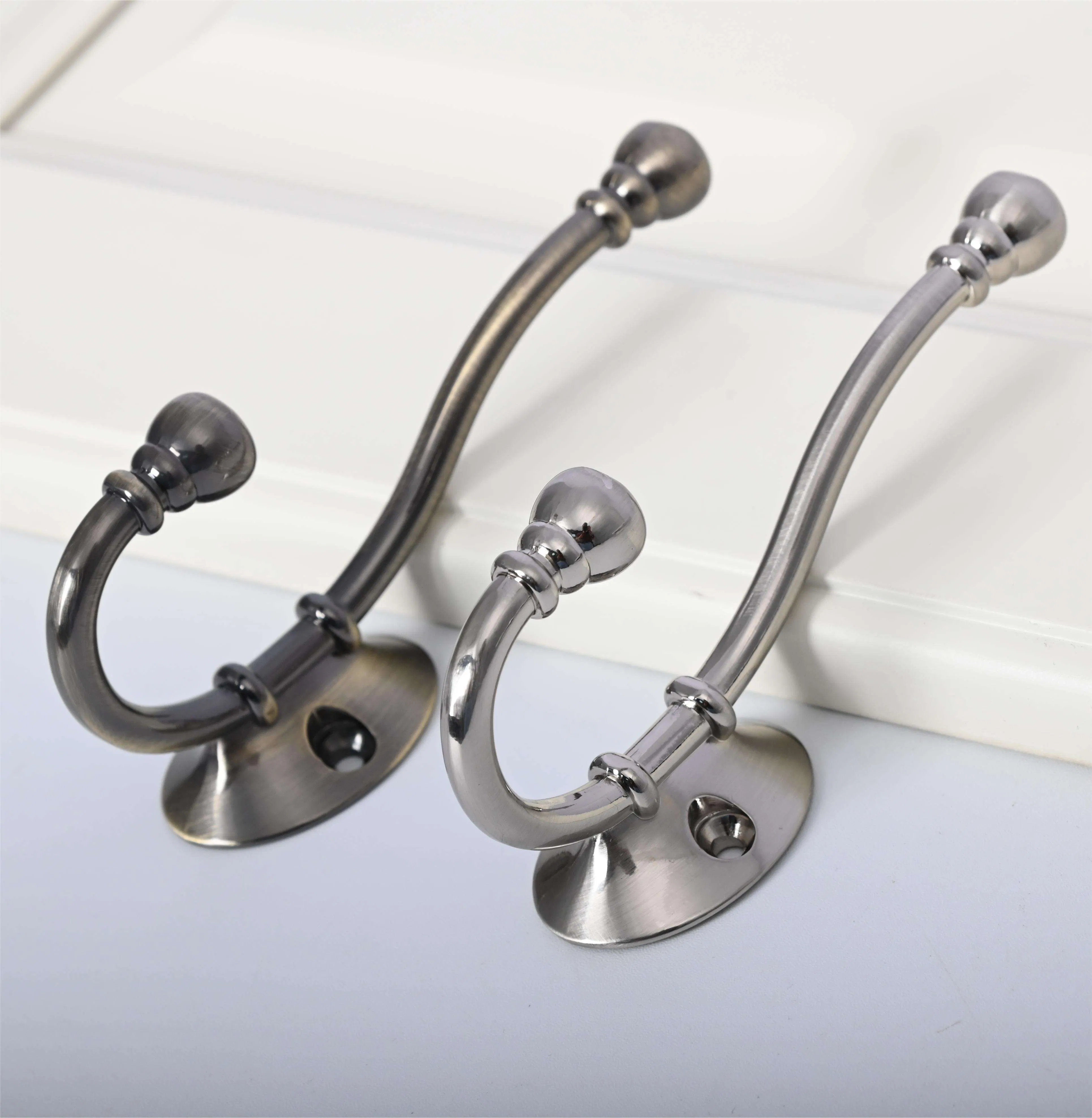 New Vintage Double Coat Hook Metal Wall Clothes Hook in Polished Chrome Sustainable Bronze Antique Zinc Alloy Towel Entryway