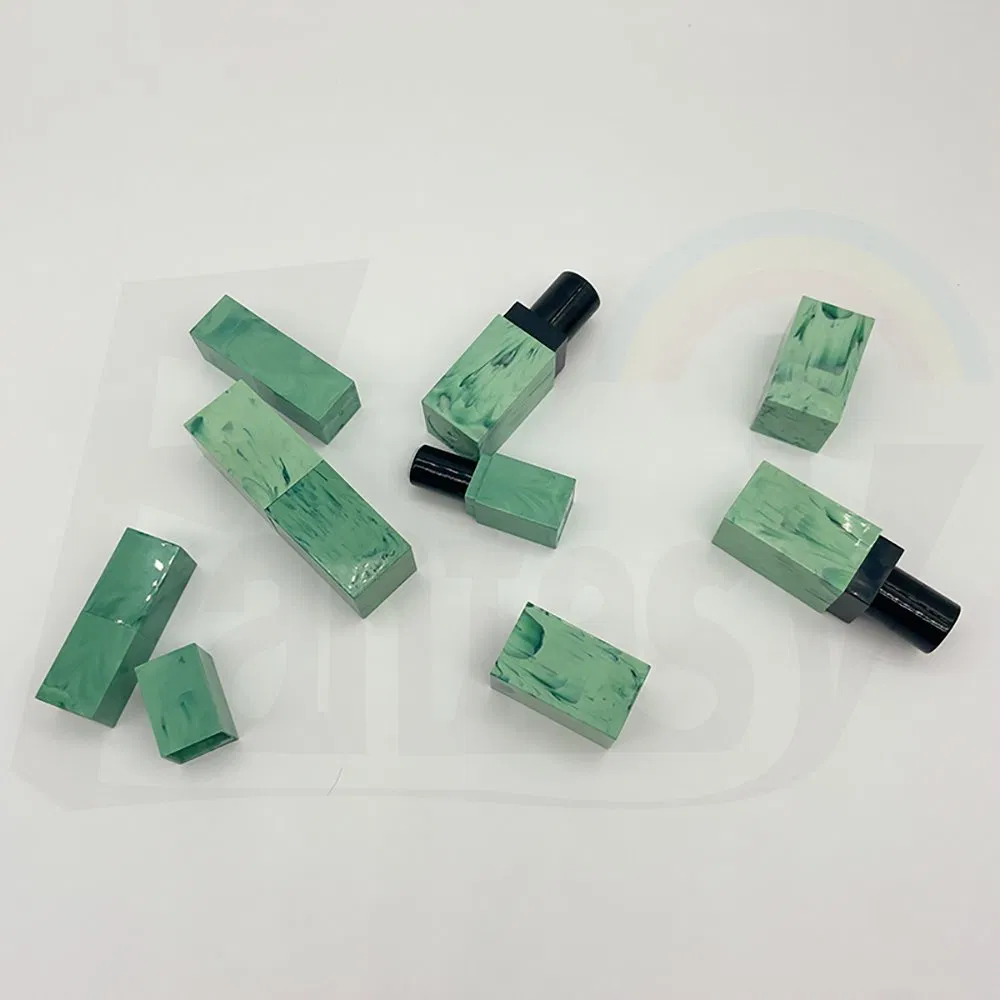 Custom Lipstick Case Container 12.1mm Cup Plastic Tube