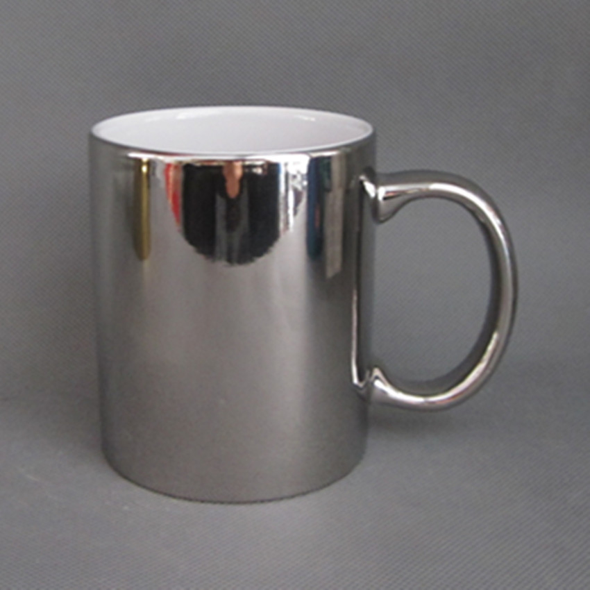 Керамическая кружка с кастомным дизайном