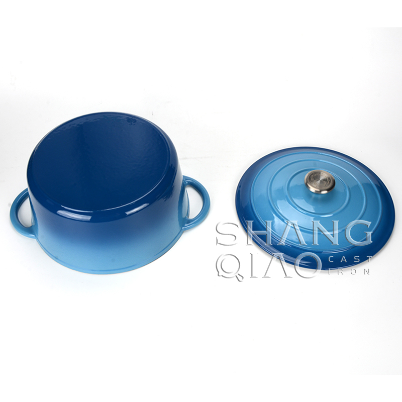 Эмалированная чугунная кастрюля-казан