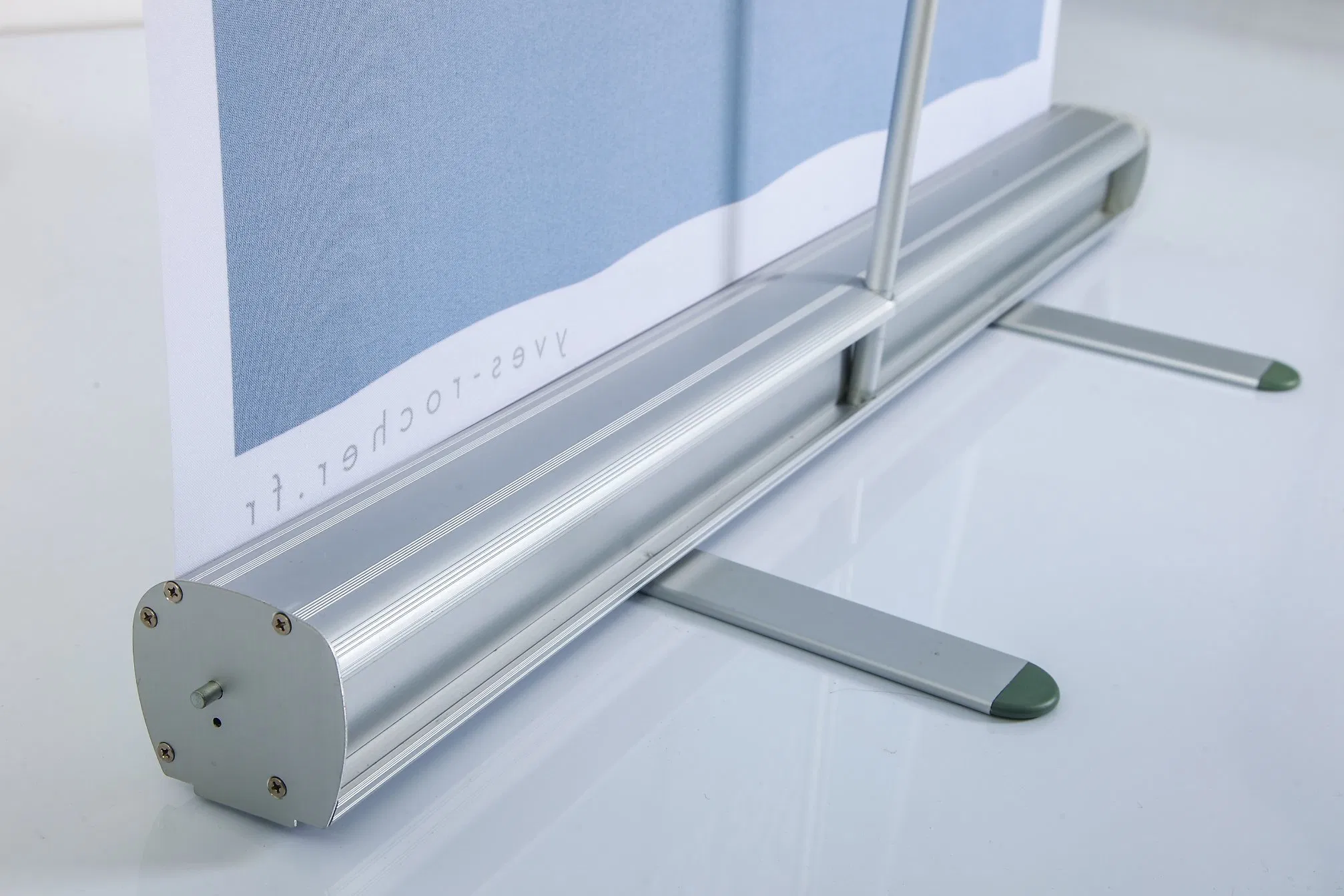 Best Selling 85cm Aluminum Roll up Stand for Advertising